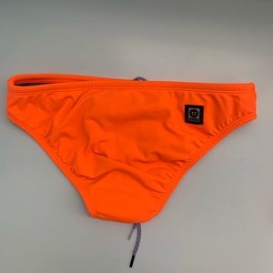 Jolyn Andy Bottoms in Sunkist